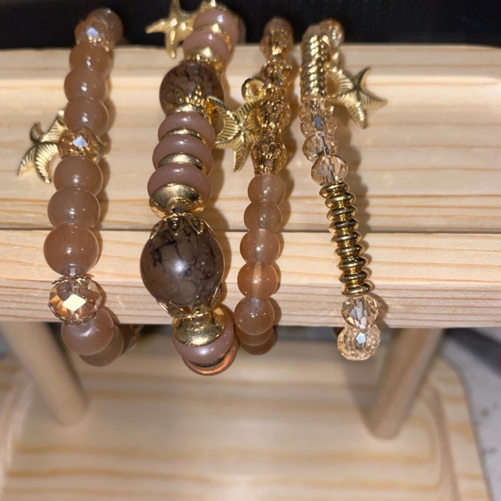 Bracelets 4Gorgeous Bracelet All with a Starfish Charm New - Picture 2 of 3